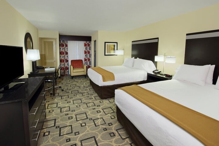 Room 15 of 27