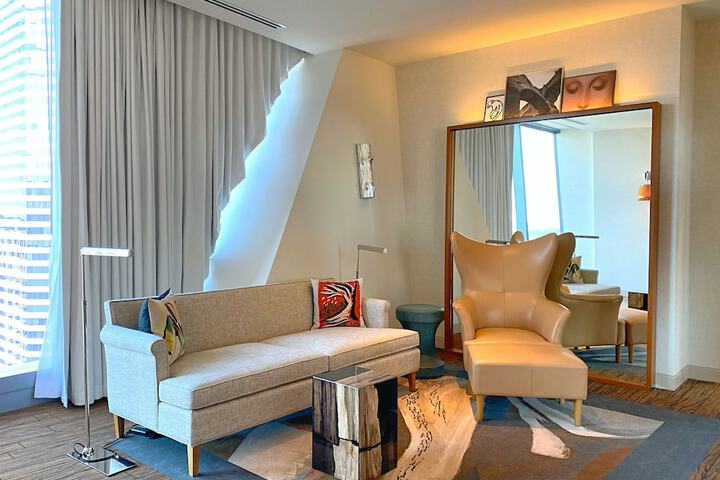 Room 91 of 142