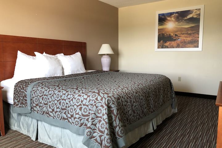 Room 17 of 26