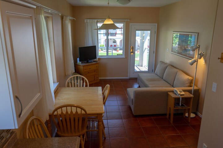 Sandy Beach Suites