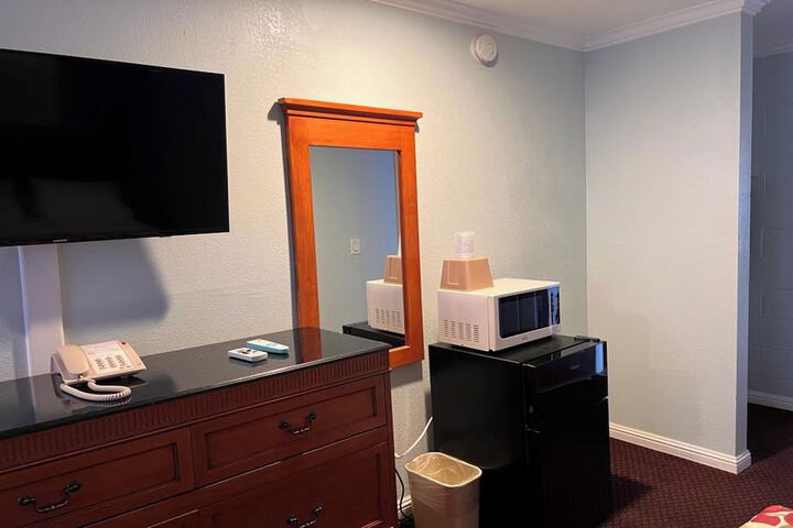 Room 16 of 56
