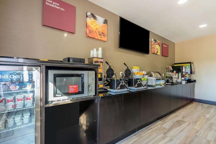 Comfort Suites St. Charles - St Louis