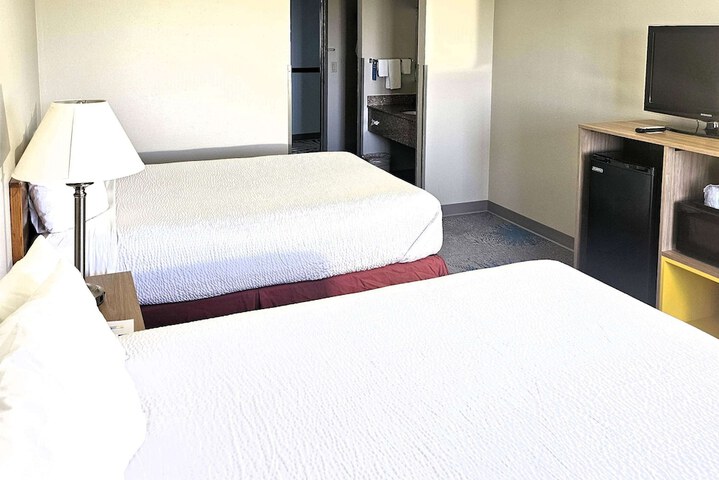 Room 16 of 60