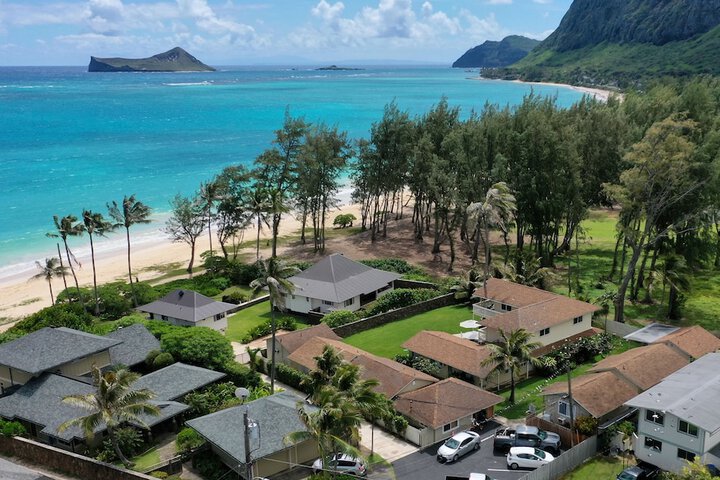Waimanalo Beach Cottages