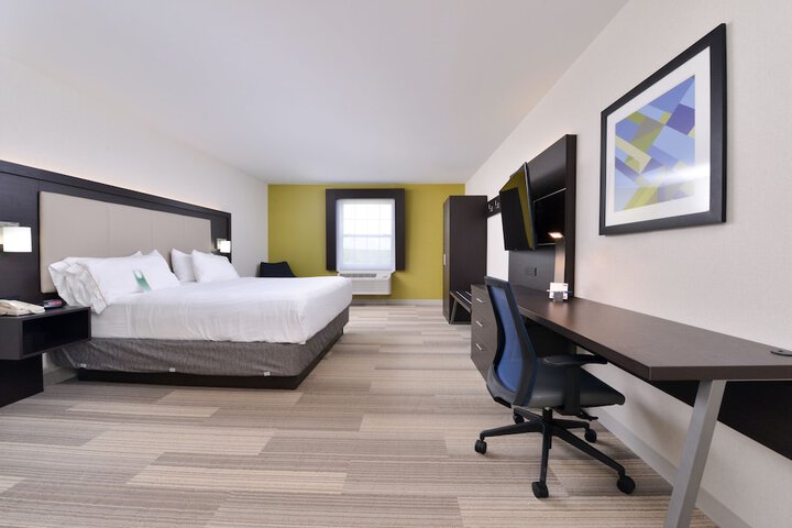 Room 35 of 55
