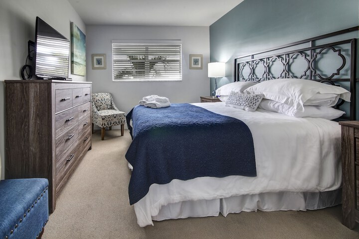 May-Dee Suites
