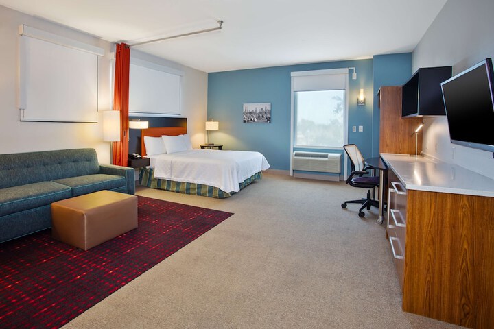 Room 26 of 33