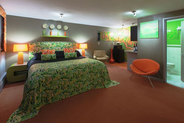 Room 77 of 168