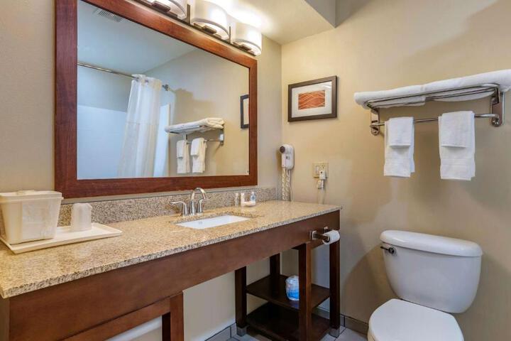 Comfort Inn