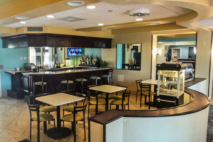 Best Western Plus Deerfield Beach Hotel & Suites
