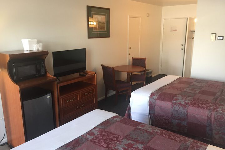 Room 14 of 34