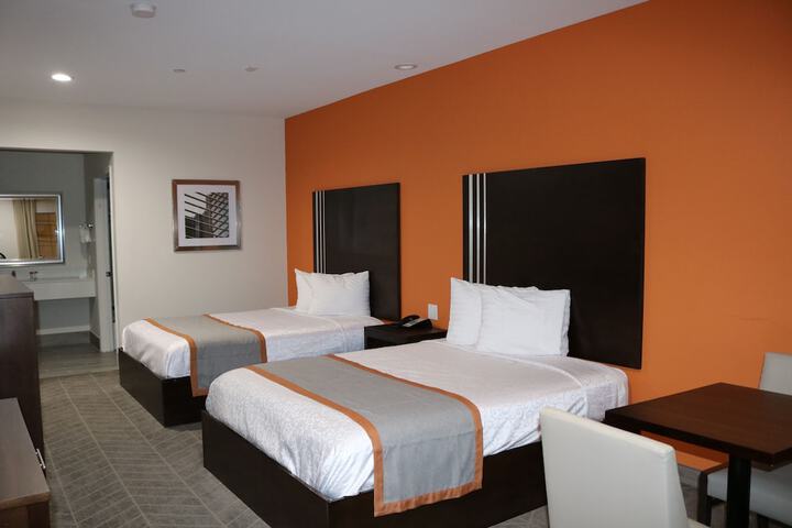 Room 7 of 40