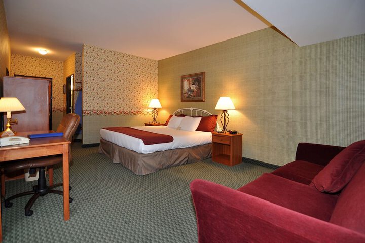 Room 22 of 48