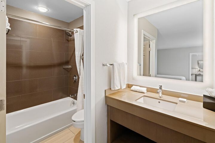 HYATT house Boston / Burlington