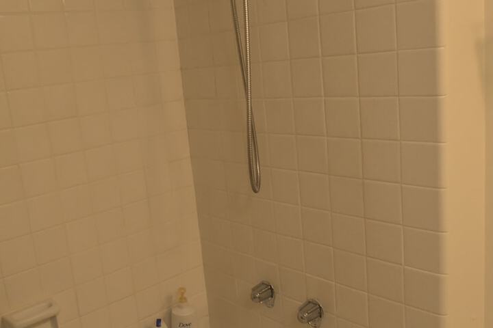 Room 158 of 329