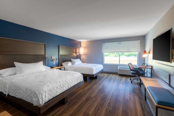 Room 32 of 52