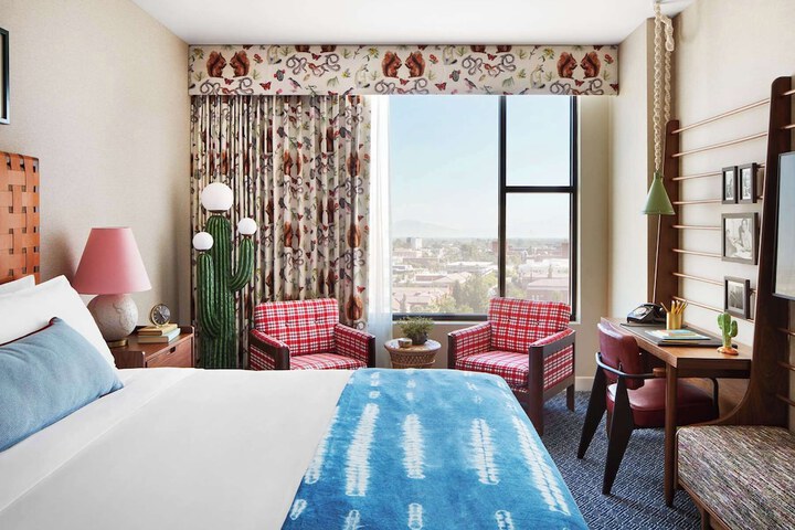 Room 31 of 83