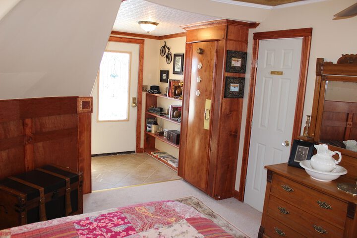 Room 19 of 54