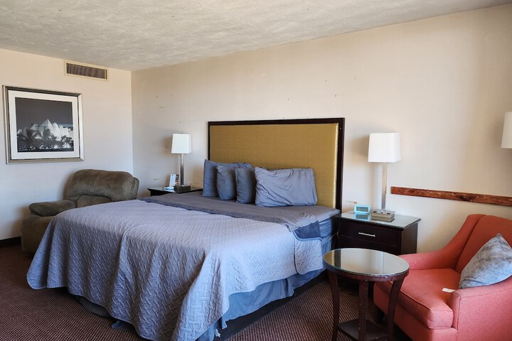 Travelodge by Wyndham Oakley