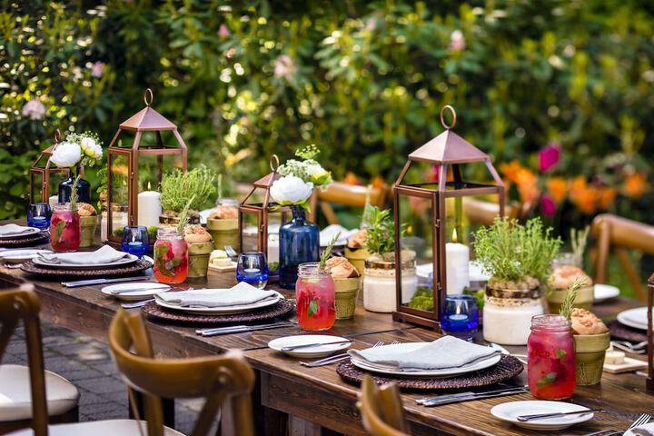 Dining 97 of 136