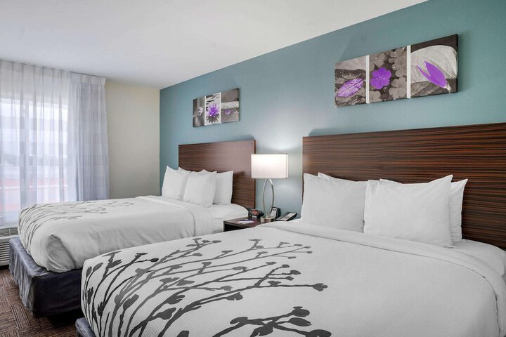 Room 20 of 32