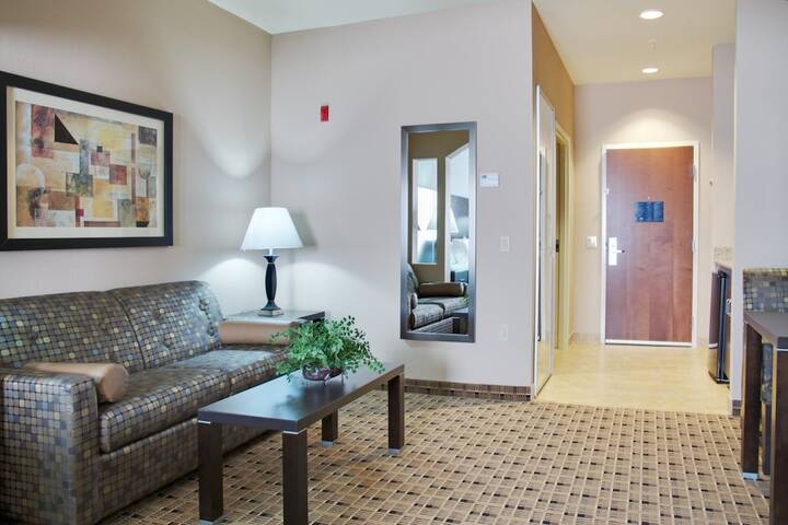 Room 8 of 29