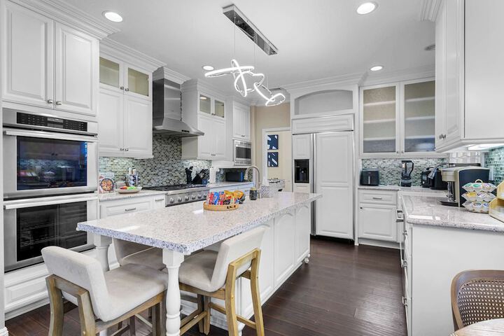 Luxury Pool Home w Theater Games & Mountain View