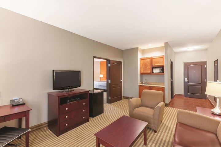 Room 27 of 57