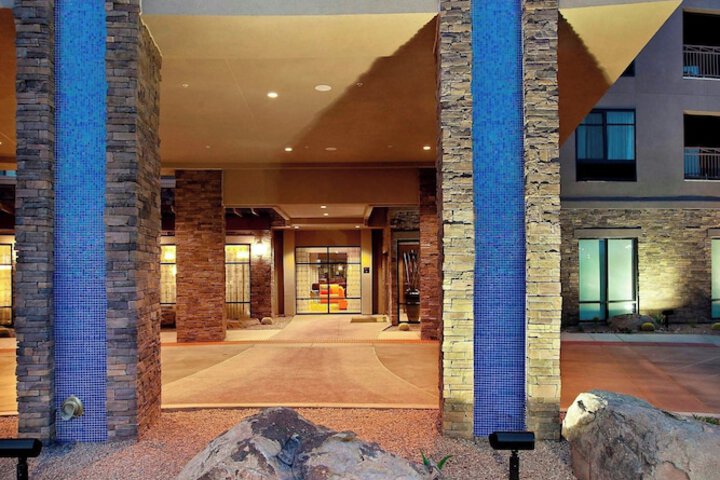 Hotel 2 of 65