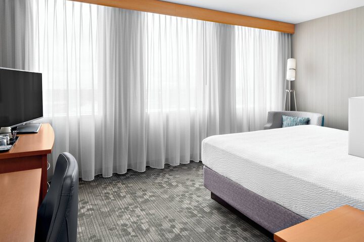 Courtyard by Marriott Edmonton Downtown