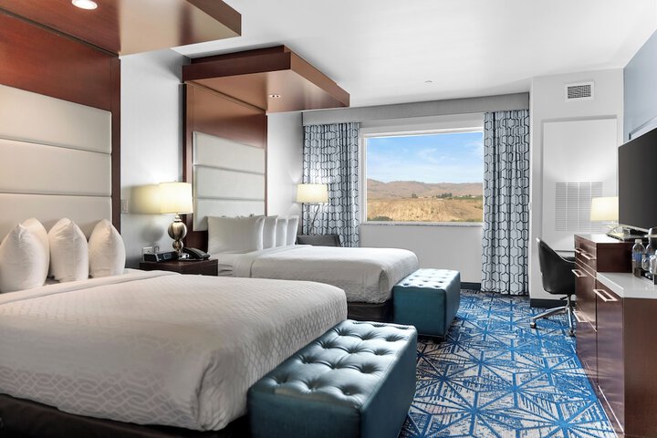 12 Tribes Omak Casino Hotel