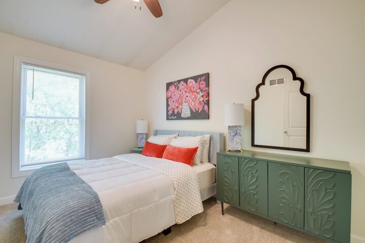 2 Mi to TBK Bank Sports Complex: Townhome w / Patio