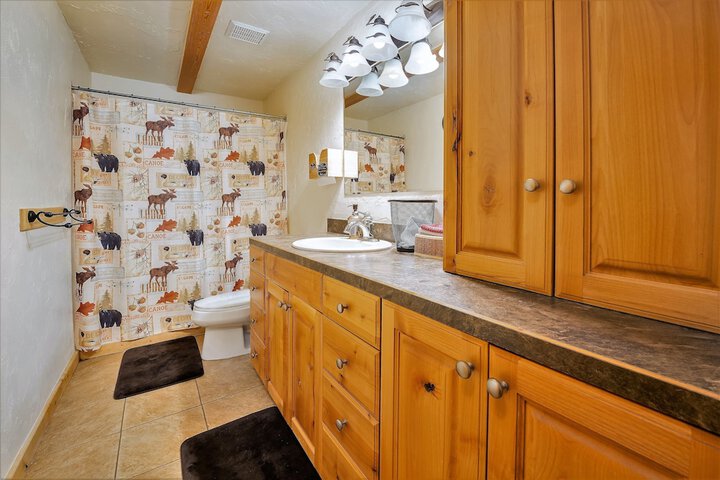 The Hideaway Lodge