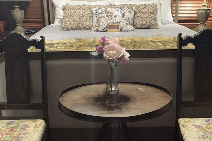 Coppersmith Inn B & B