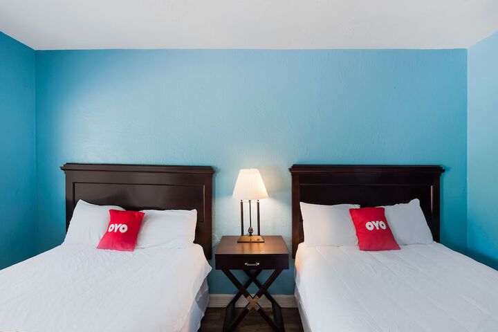 Room 28 of 35