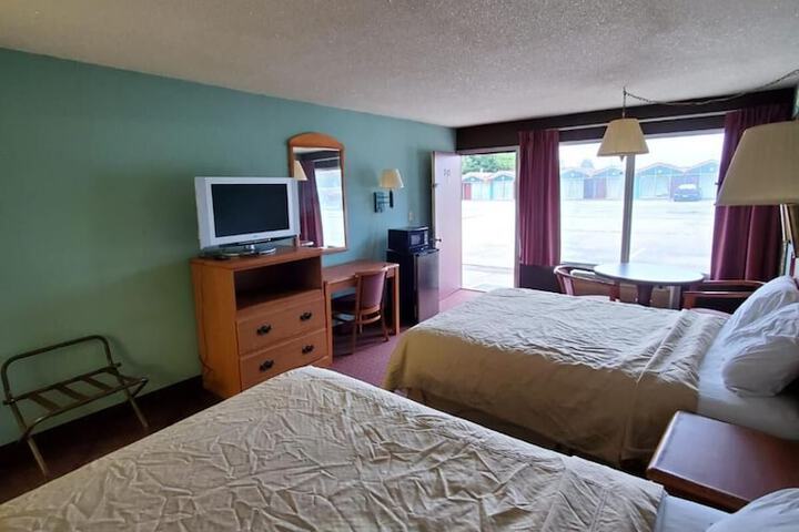 Room 17 of 35