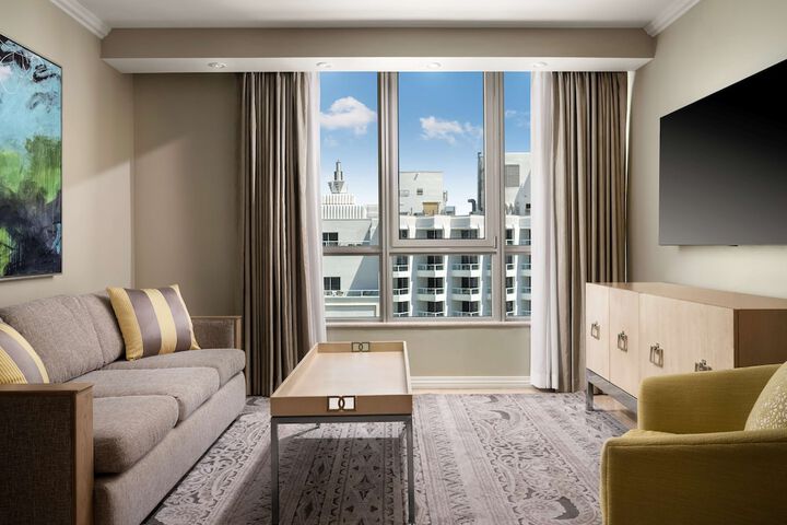 Room 46 of 120