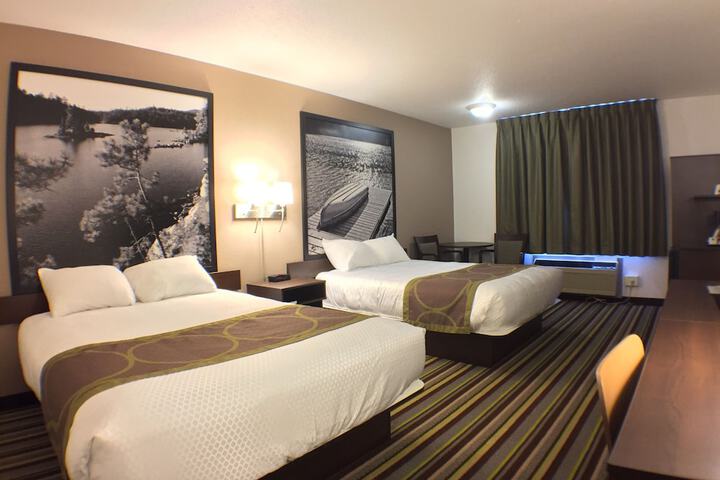 Room 30 of 43