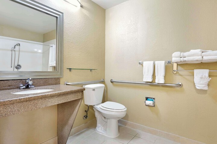 Best Western Plus Waco North