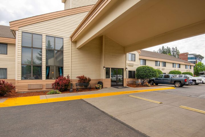 Hotel 17 of 52