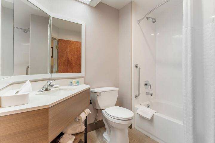 Comfort Inn & Suites LaVale - Cumberland