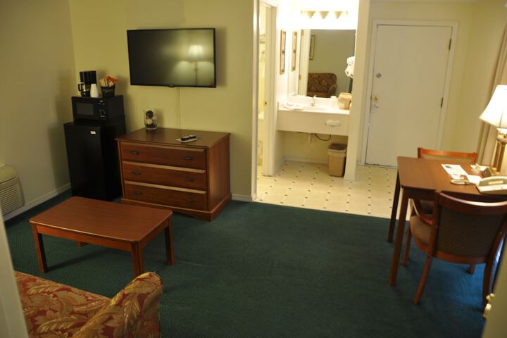 Room 5 of 34