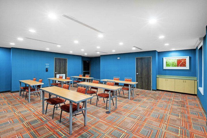 Home2 Suites by Hilton Gonzales LA