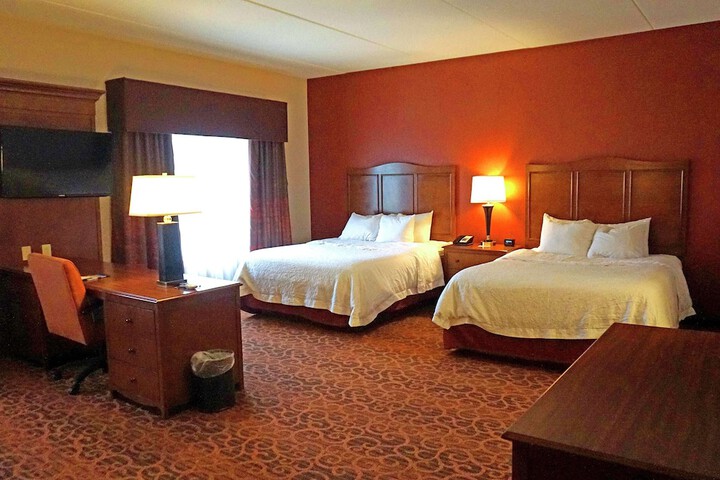 Room 40 of 52