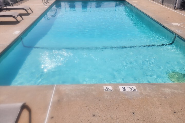 Pool 6 of 46