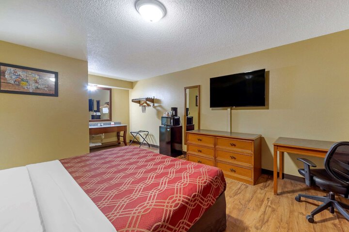 Room 51 of 71