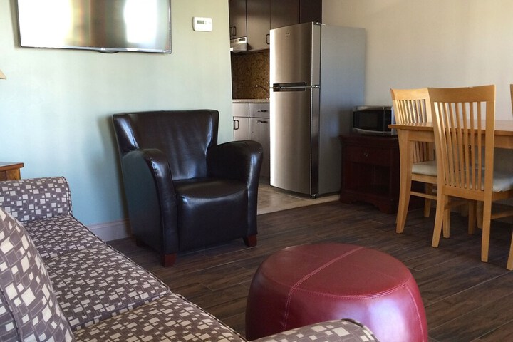 Room 107 of 185