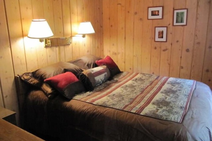 Room 104 of 154