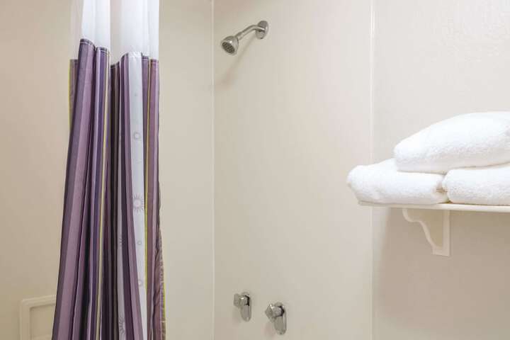 Room 21 of 25