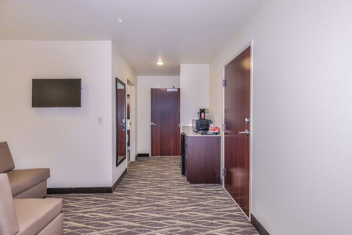 Cobblestone Hotel & Suites - Monte Vista